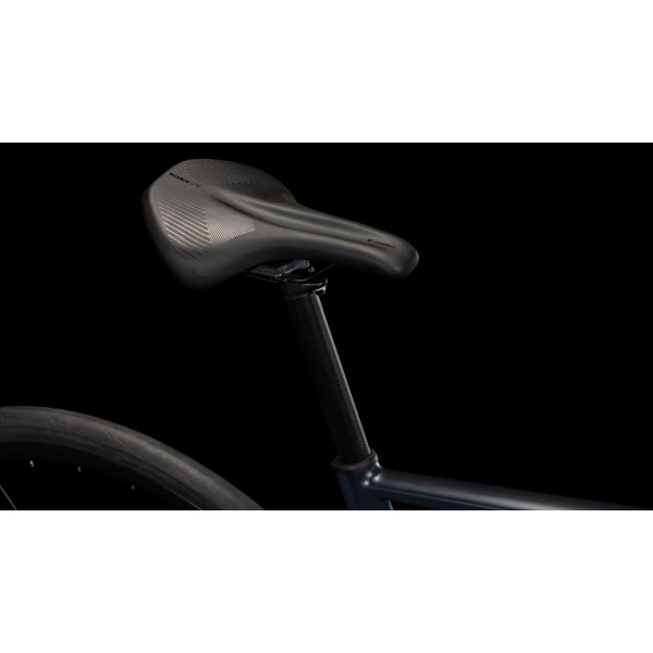 Cestno Kolo CUBE ATTAIN RACE Night'n'black 2025