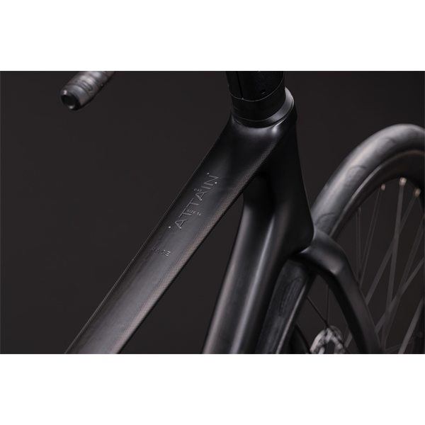 Cestno Kolo CUBE ATTAIN C:62 RACE carbon'n'coalchrome