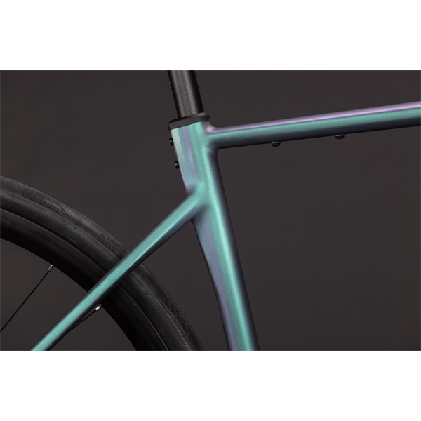 Cestno Kolo CUBE ATTAIN RACE smaragdgrey'n'white