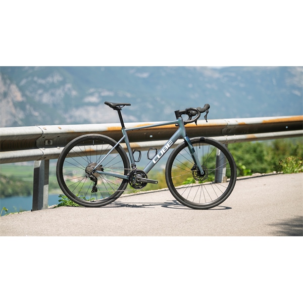 Cestno Kolo CUBE ATTAIN RACE smaragdgrey'n'white