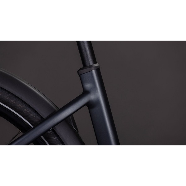 Električno Kolo CUBE TOURING HYBRID ONE 600 2026 Easy Entry coal'n'chrome