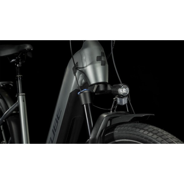 Električno Trekking Kolo CUBE KATHMANDU HYBRID PRO 750 Easy Entry