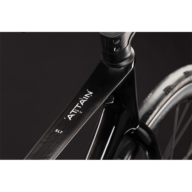 Cestno Kolo CUBE ATTAIN C:62 SLT carbon'n'white
