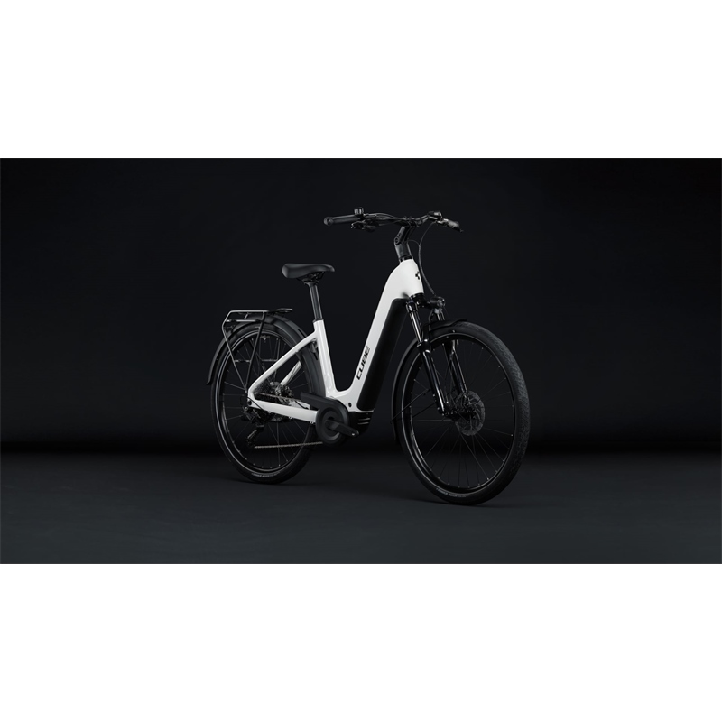 elektricno-kolo-cube-touring-hybrid-one-600-easy-entry-metallicwhitenchrome