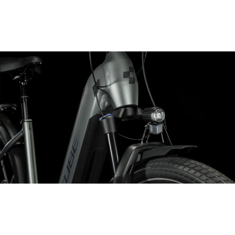 Električno Trekking Kolo CUBE KATHMANDU HYBRID PRO 750 Easy Entry