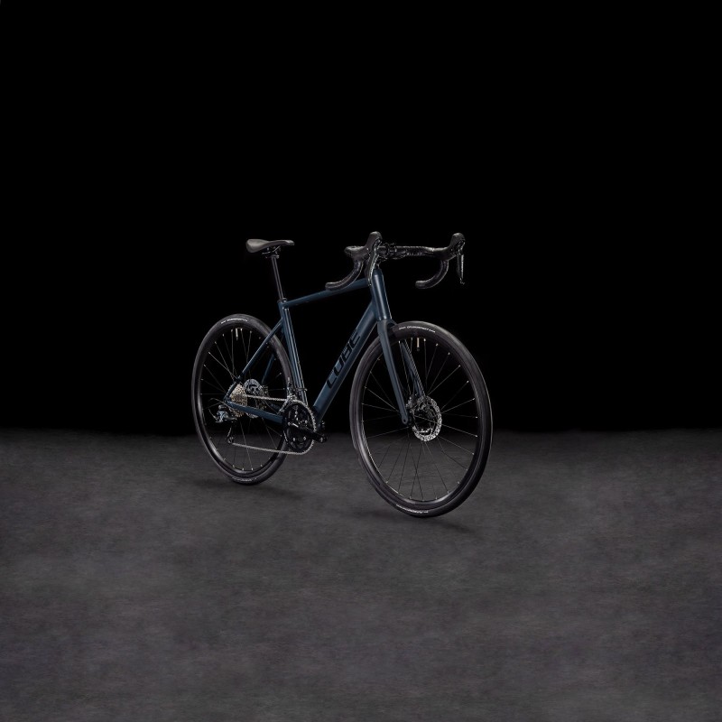 Cestno Kolo CUBE ATTAIN RACE Night'n'black 2025