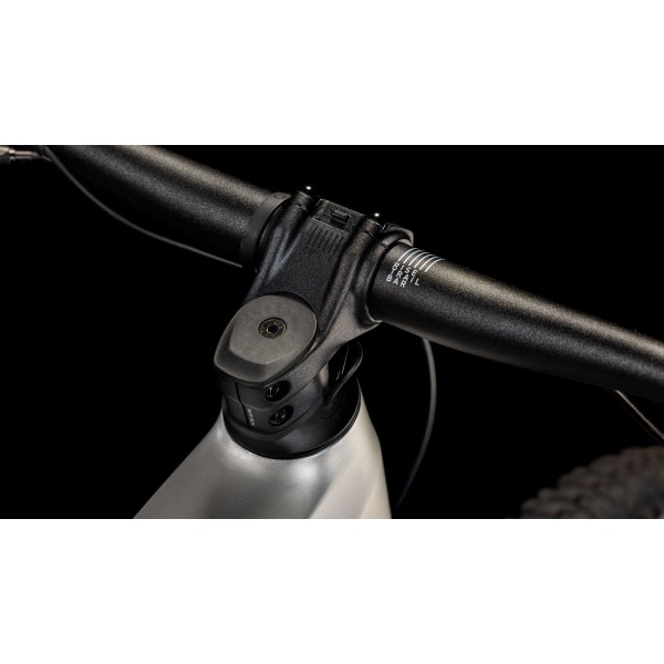 Električno Gorsko Kolo CUBE STEREO HYBRID ONE22 RACE 800 2025 Silver'n'black
