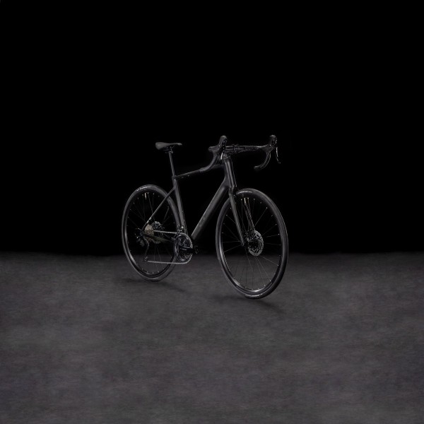 Cestno Kolo CUBE ATTAIN C:62 RACE 2025 Blackline