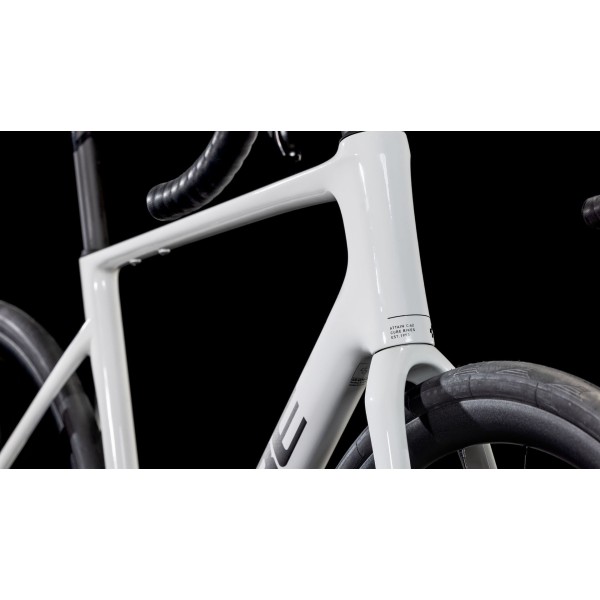 Cestno Kolo CUBE ATTAIN C:62 SLX 2025 cotton'n'grey