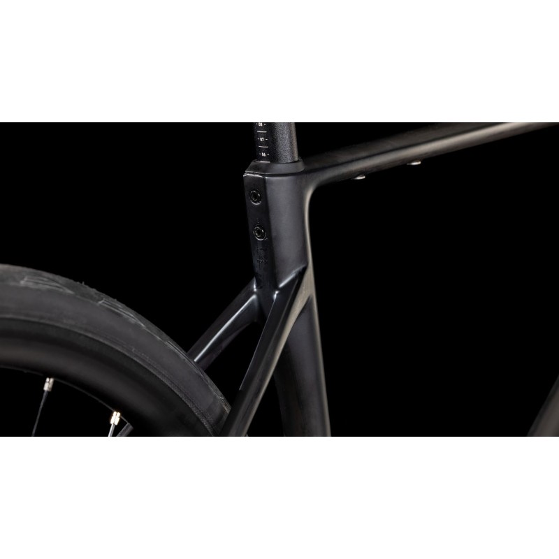 Cestno Kolo CUBE ATTAIN C:62 RACE 2025 Blackline